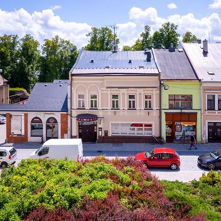 Hotel Pivovar Polička Exteriör bild