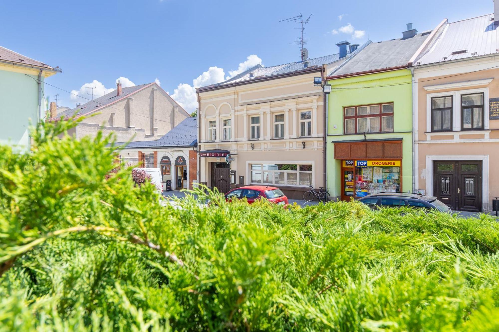 Hotel Pivovar Polička Exteriör bild